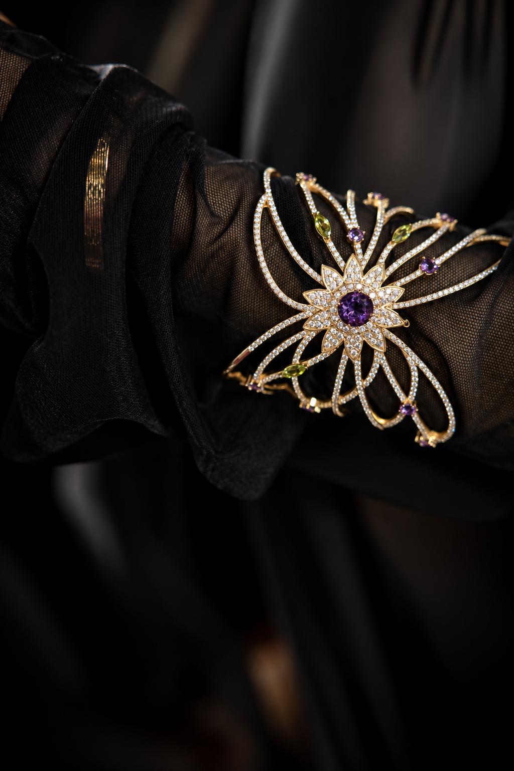 Jardin Enchanté Statement Cuff