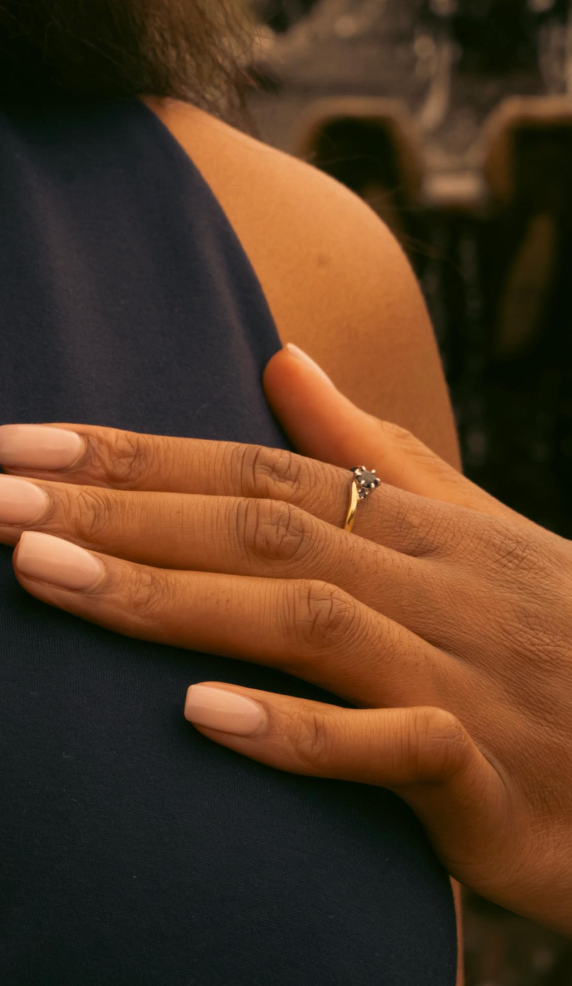 Blue Sapphire & Moissanite Ring in 925 Sterling Silver.