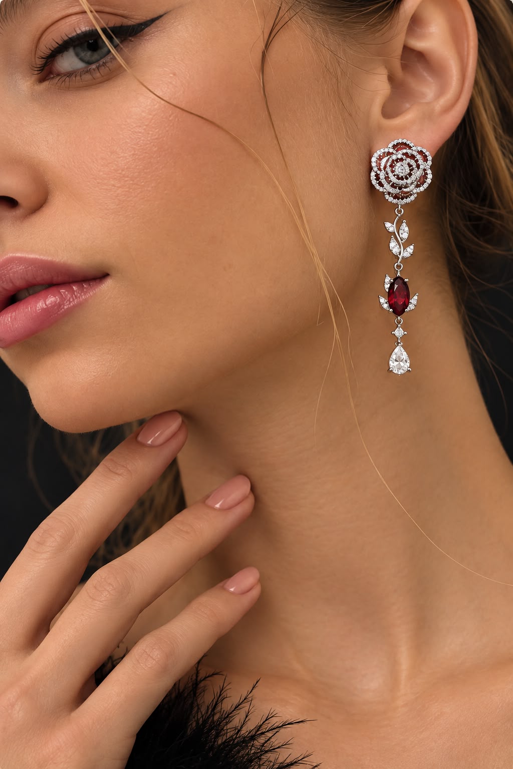 Rosée Éternelle Sculptural Drop Earrings