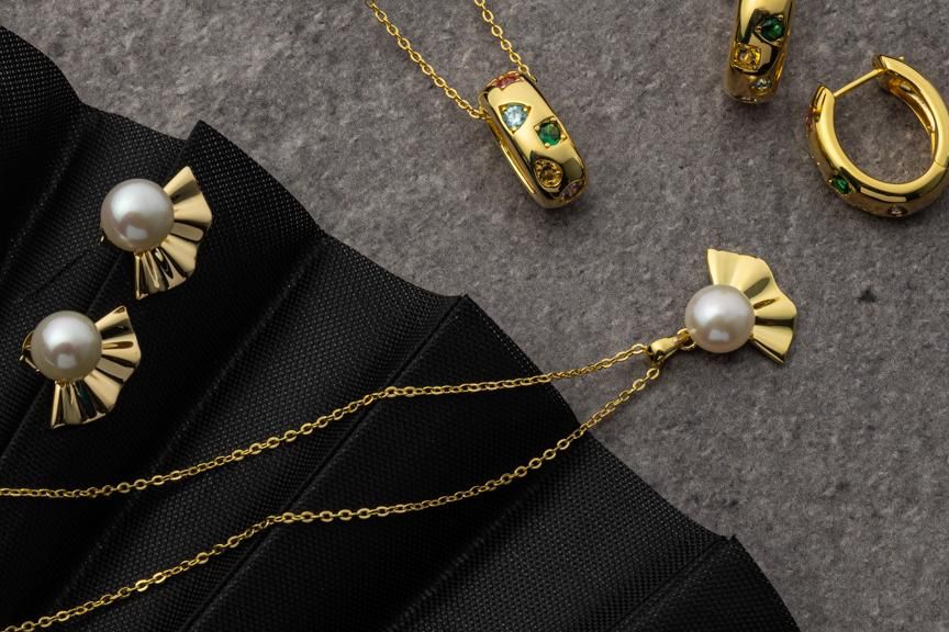 Moissanite vs Diamond: Choosing a Modern Heirloom for a Lifetime (UK Guide)