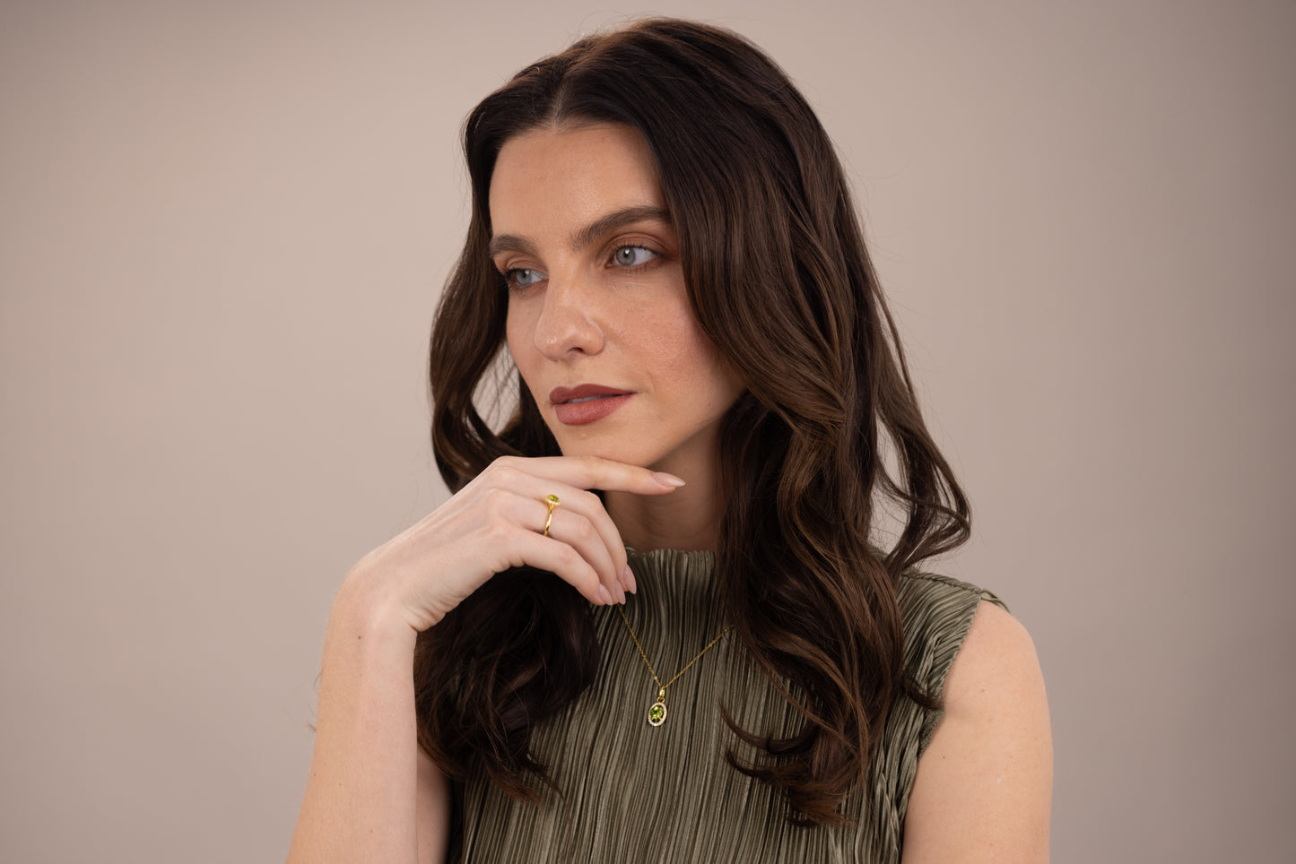 Soléa Verde Halo Necklace — Peridot & Moissanite in Gold Vermeil