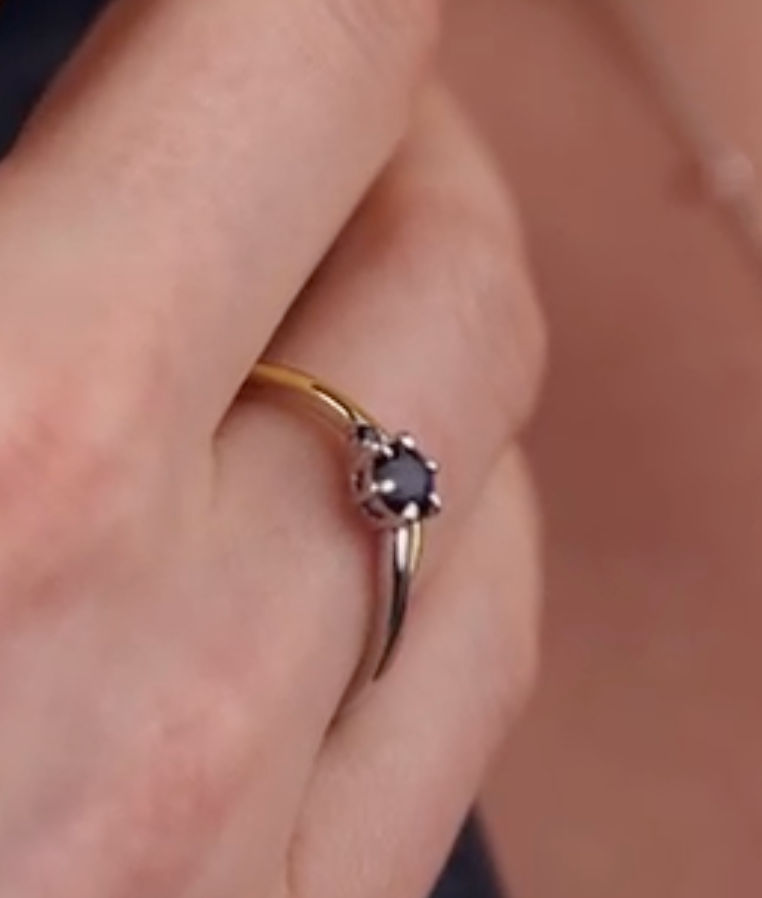 Blue Sapphire & Moissanite Ring in 925 Sterling Silver.